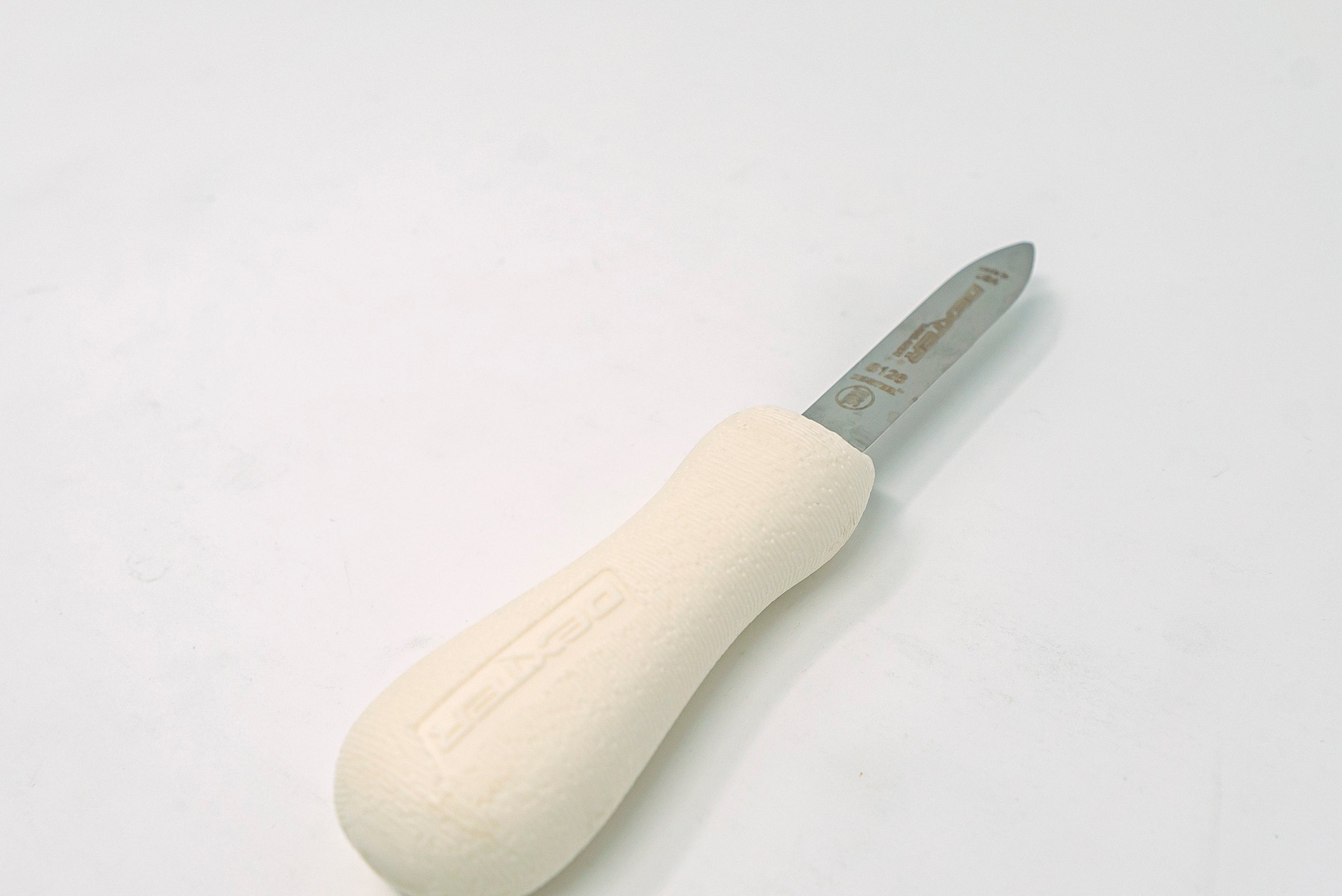 Dexter Russell Sani-Safe 2-3/4" Providence Oyster Knife - Thecooksedges