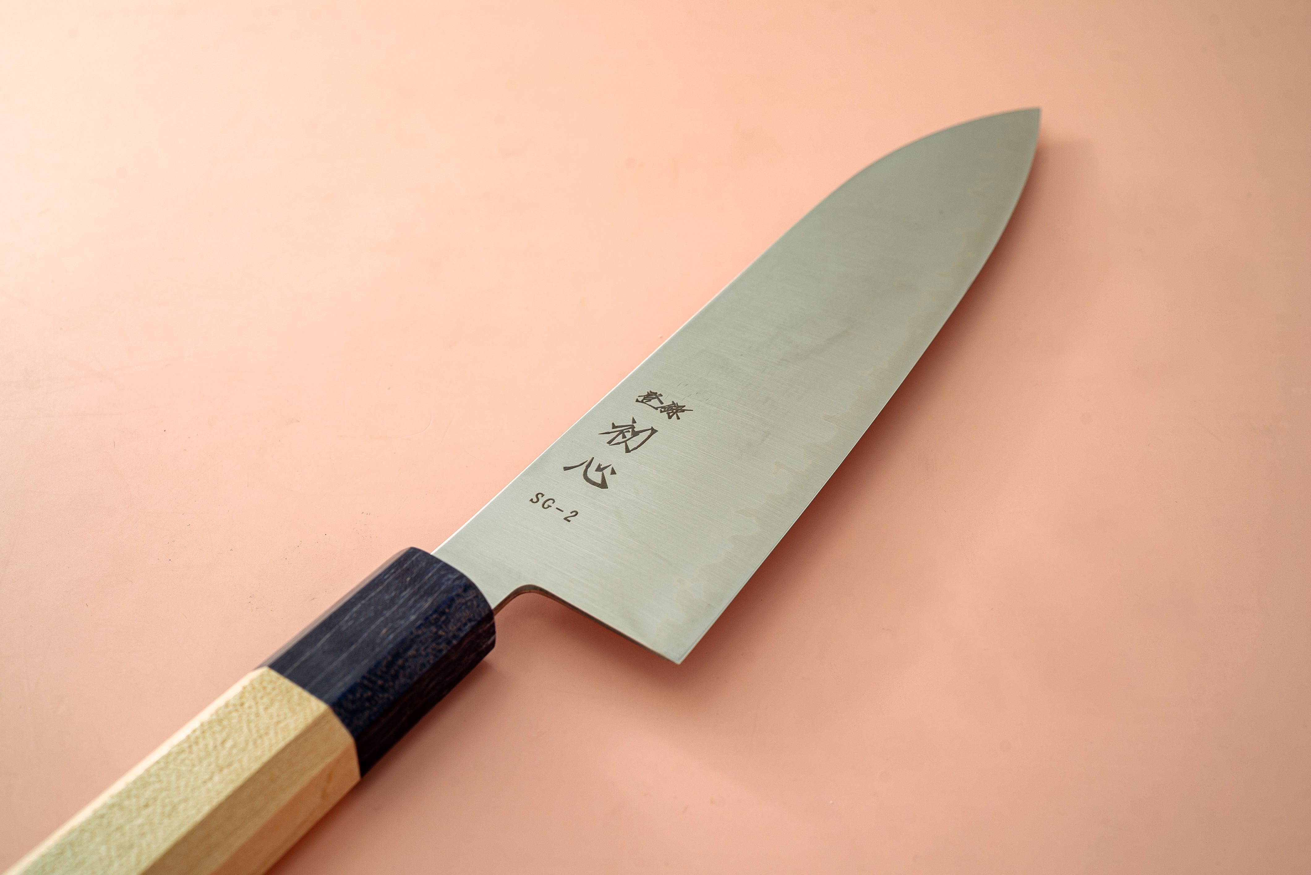 Hatsukokoro Hayabusa SG2 Santoku 180mm - Thecooksedges