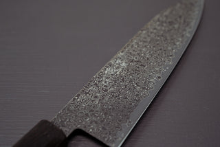 Hatsukokoro Saihyo SG2 Nickel Damascus Kurozome Santoku 180mm - Thecooksedges