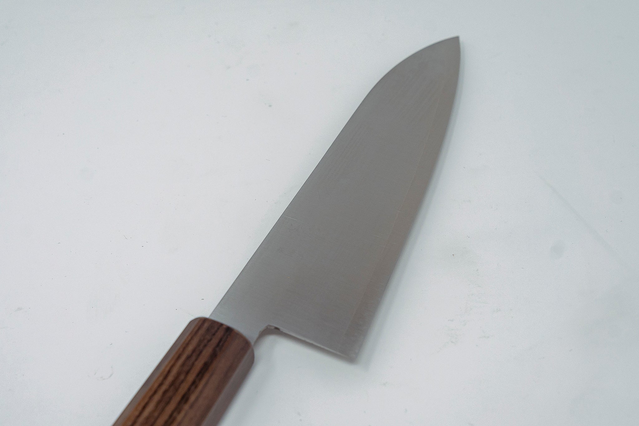 Hayabusa Silver3 Migaki Santoku 180mm - Thecooksedges