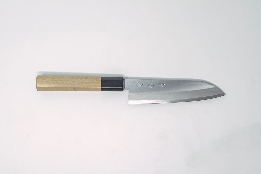 Sakai Kikumori Q-AS Santoku 135mm w/Magnolia Handle - Thecooksedges
