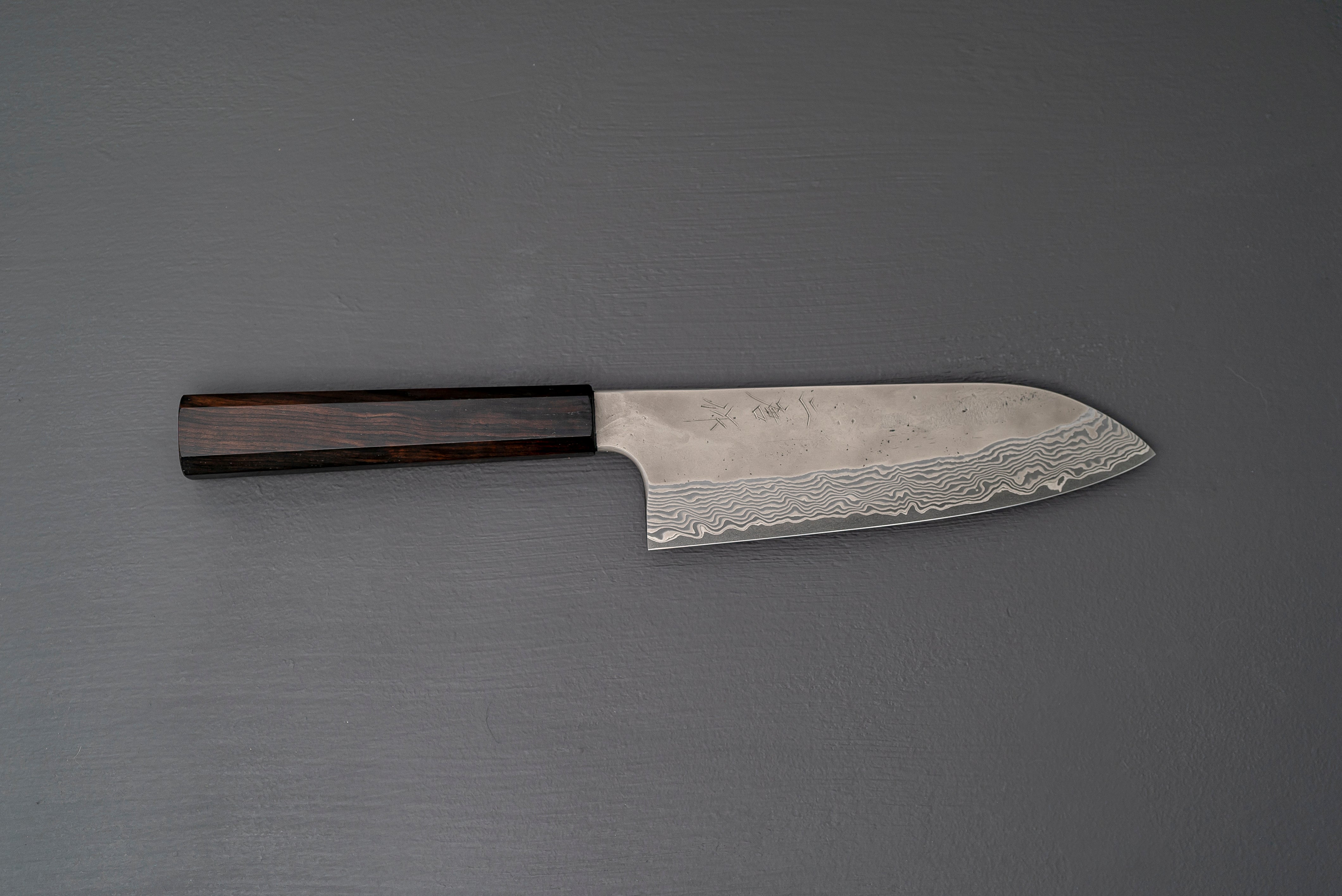 Nigara Hamono Silver3 Damascus Santoku 180mm - Thecooksedges
