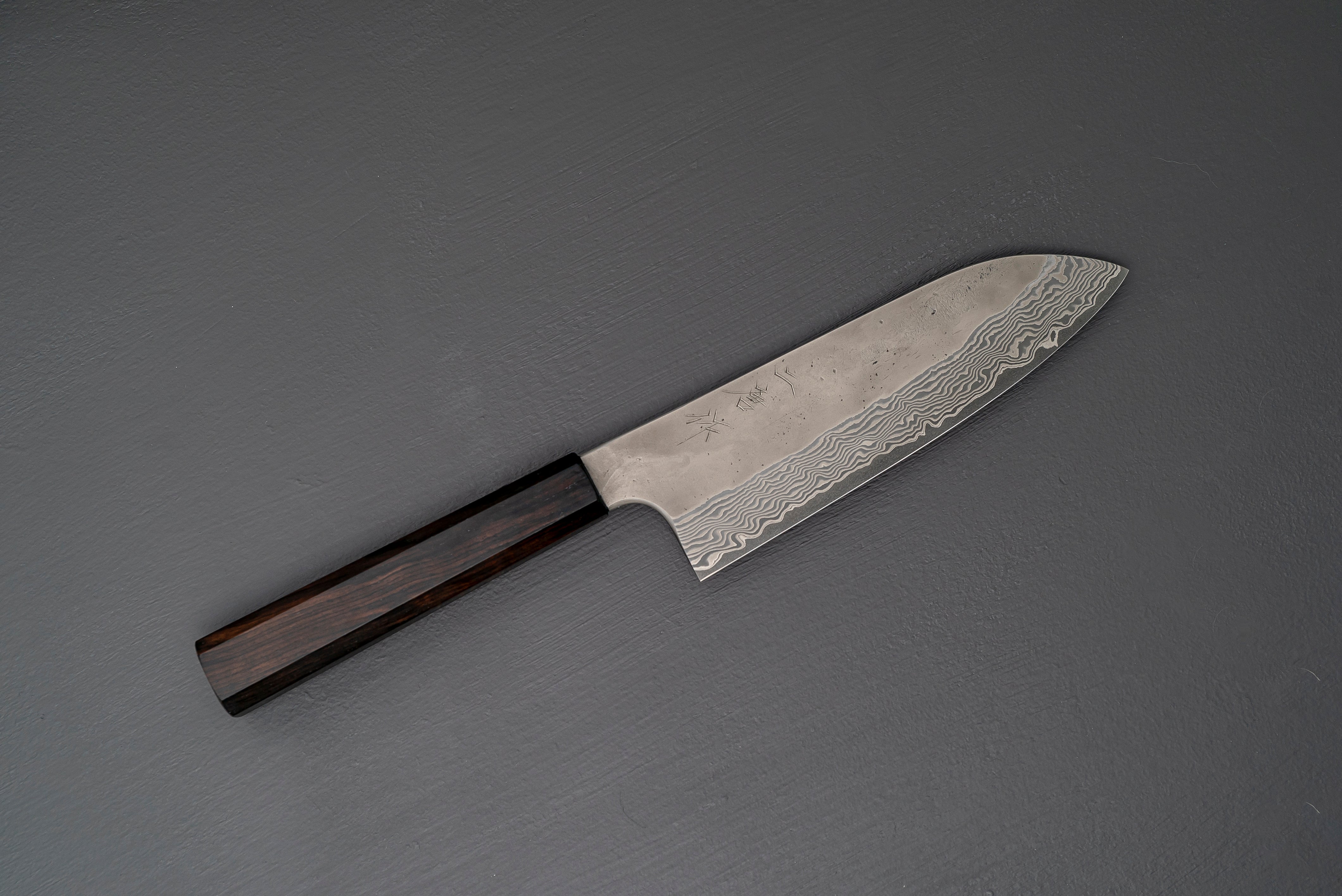 Nigara Hamono Silver3 Damascus Santoku 180mm - Thecooksedges