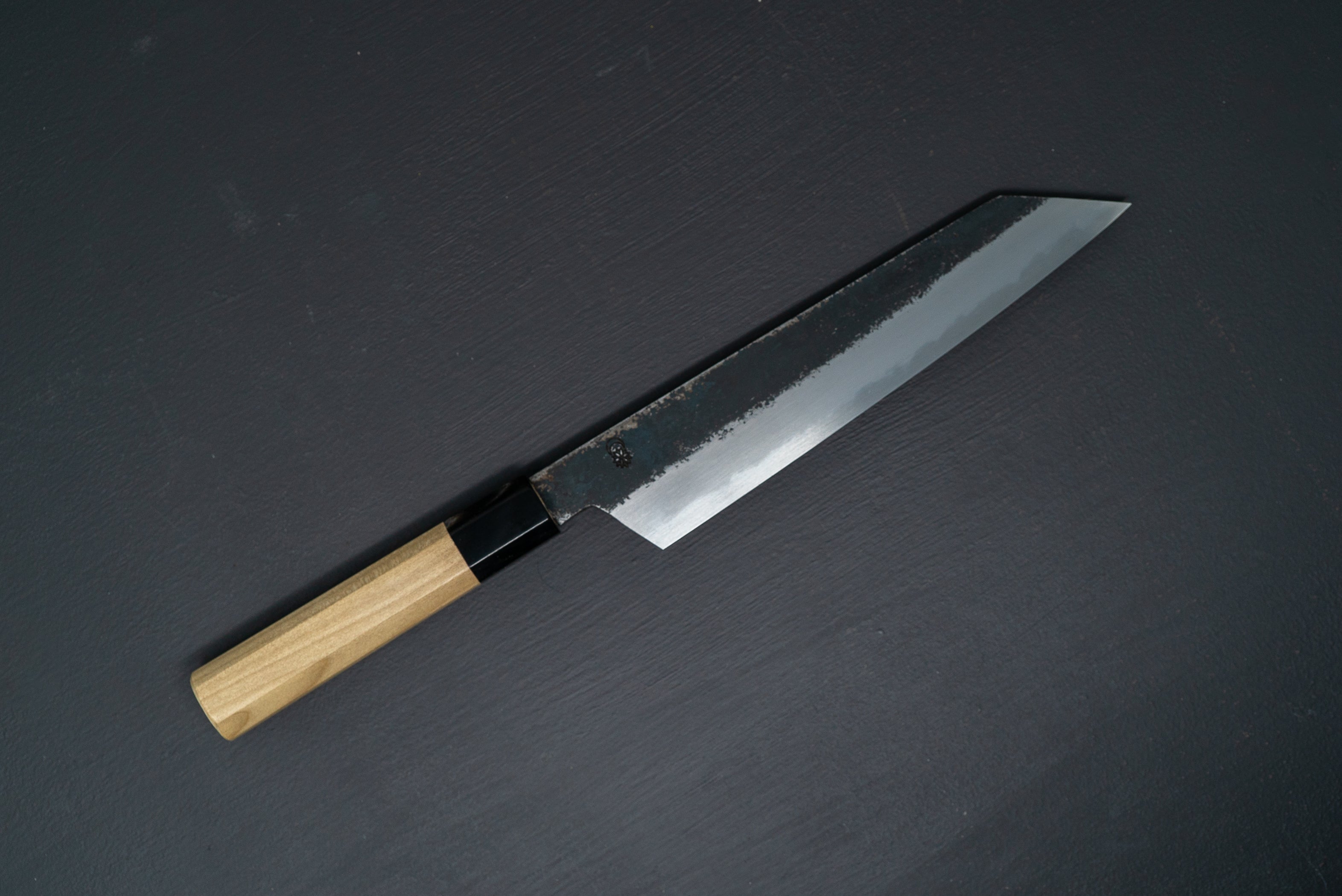 Sakai Kikumori Kikuzuki Kuro Kiritsuke Gyuto 210mm - Thecooksedges