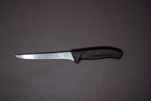 Victorinox 6" (150mm) boning knife w/fibrox handle - Thecooksedges