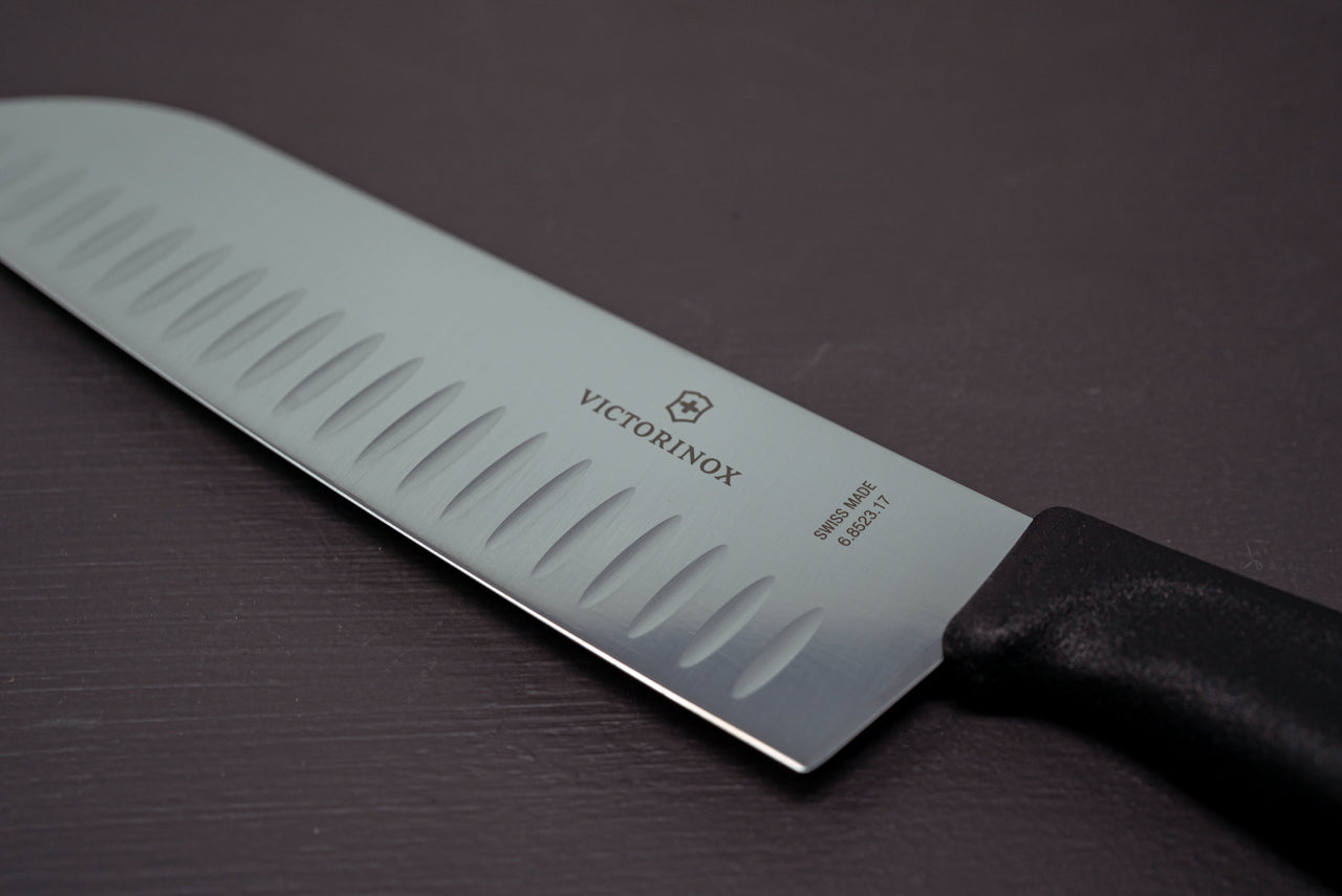 Victorinox 7" (170mm) Santoku fibrox handle - Thecooksedges