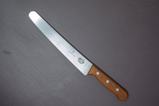Victorinox 8.5" (220mm) Bread knife w/Wood handle - Thecooksedges