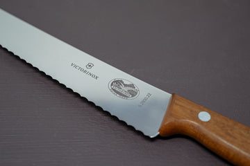 Victorinox 8.5" (220mm) Bread knife w/Wood handle - Thecooksedges