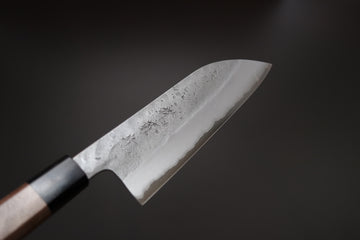 Sakai Kikumori Nashiji Santoku 165mm - Thecooksedges