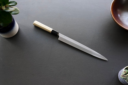 Kikuzuki Kasumi Yanagiba 270mm - Thecooksedges