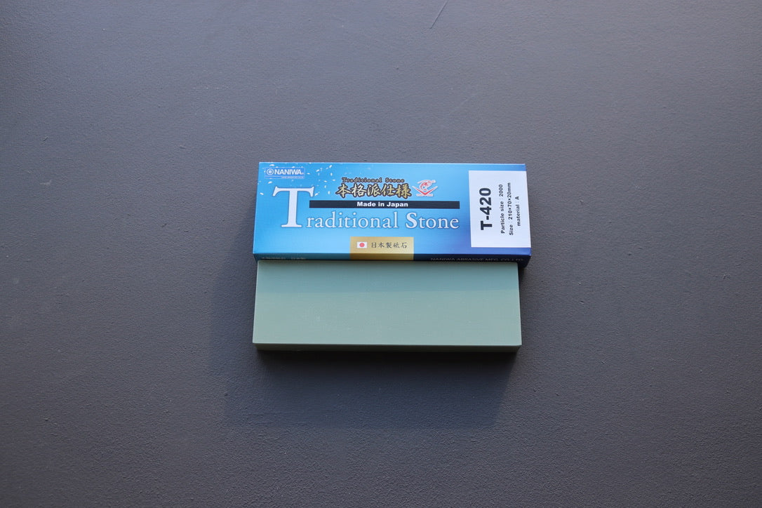 Naniwa traditional 2000 grit 210x70x20mm - Thecooksedges