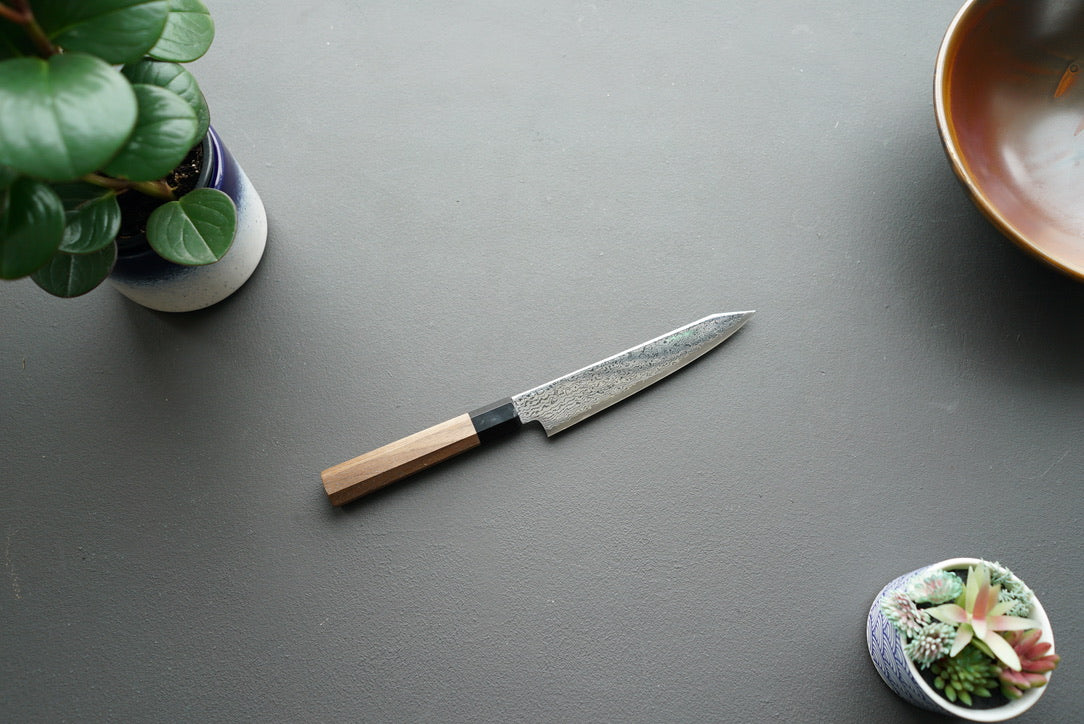 Hatsukokoro Sunaarashi Kurozome Damascus Kiritsuke Petty 150mm - Thecooksedges