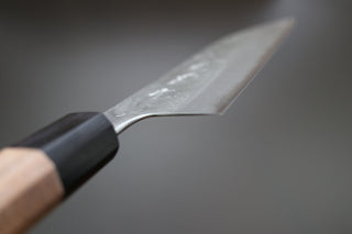 Sakai Kikumori Nashiji Santoku 165mm - Thecooksedges