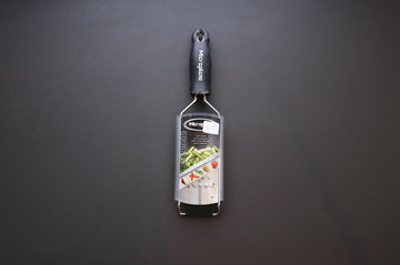 Microplane Extra Coarse Grater - Thecooksedges