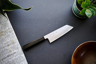 Sakai Kikumori Asagiri Kiritsuke Santoku 180mm - Thecooksedges