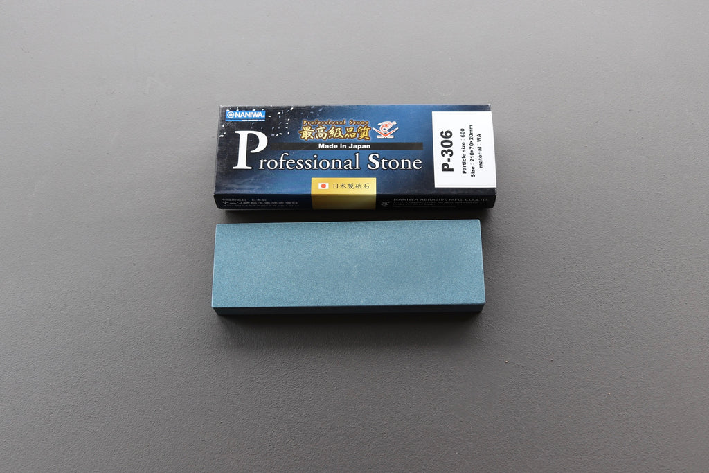Naniwa Professional 600 grit 210x70x20mm - Thecooksedges