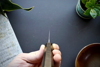 Sakai Kikumori Asagiri Kiritsuke Santoku 180mm - Thecooksedges