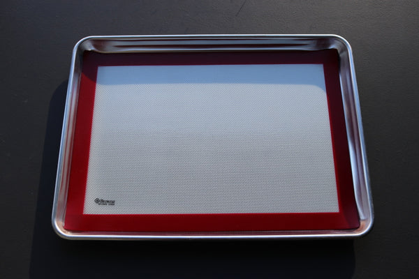 Half Baking Tray & Silicone Mat Setup - Thecooksedges
