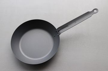 Kirameki Iron Frying Pan - Thecooksedges