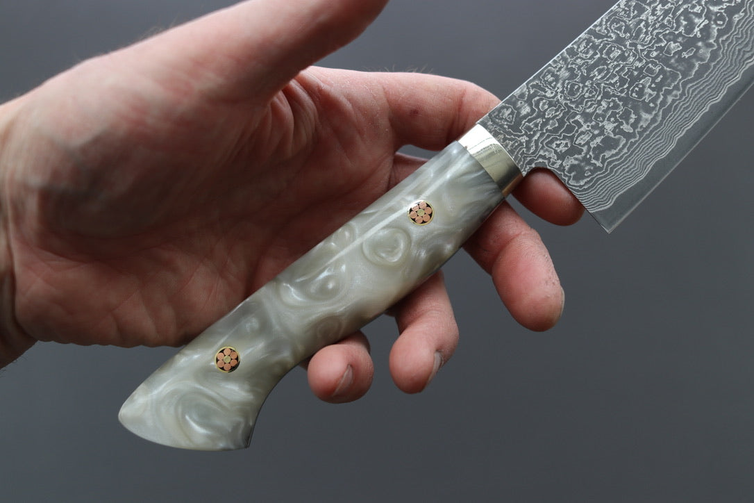Shigeki Tanaka R2 Damascus Santoku w/Custom Western White Acrylic Handle - Thecooksedges