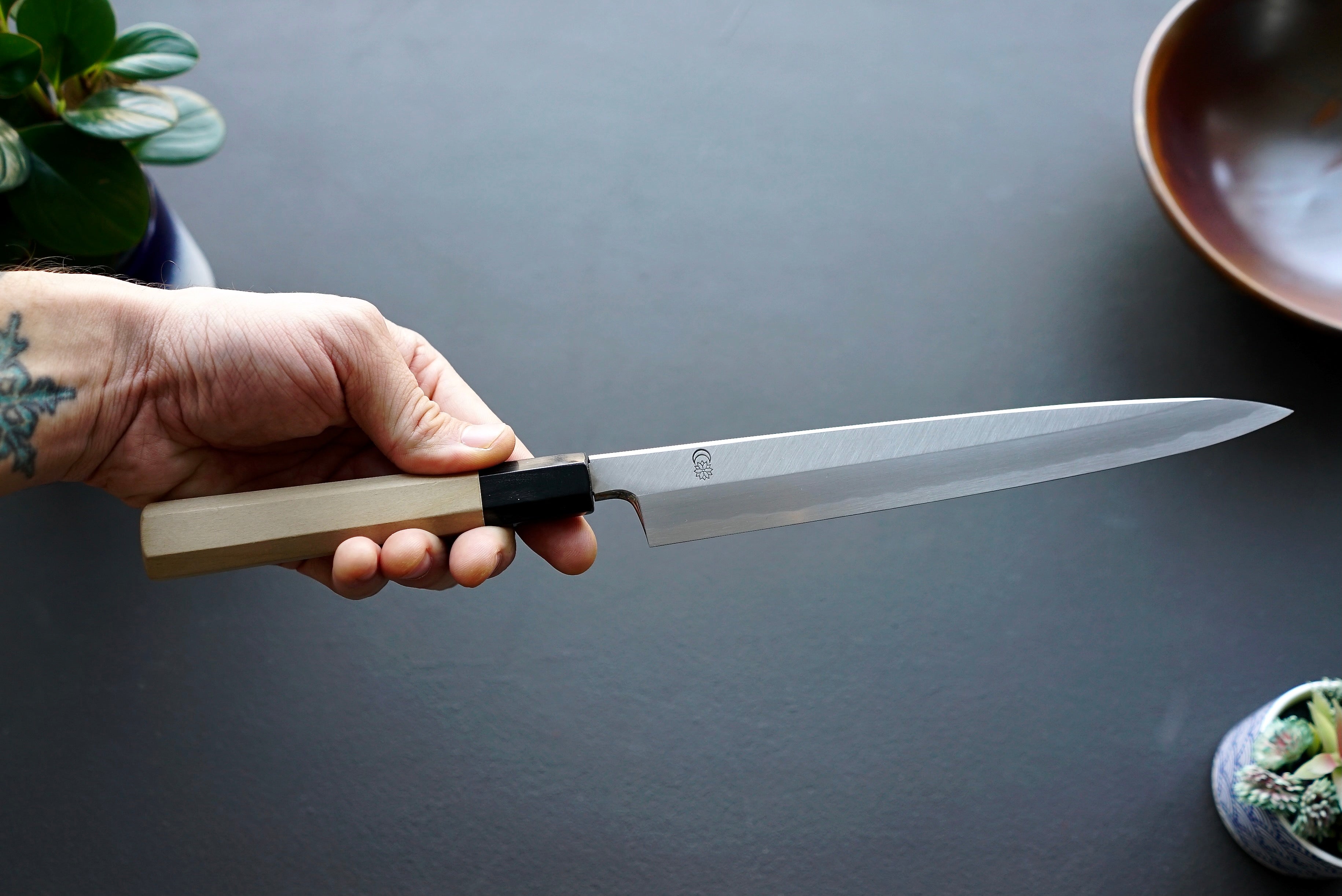 Kikuzuki Kasumi Yanagiba 240mm - Thecooksedges