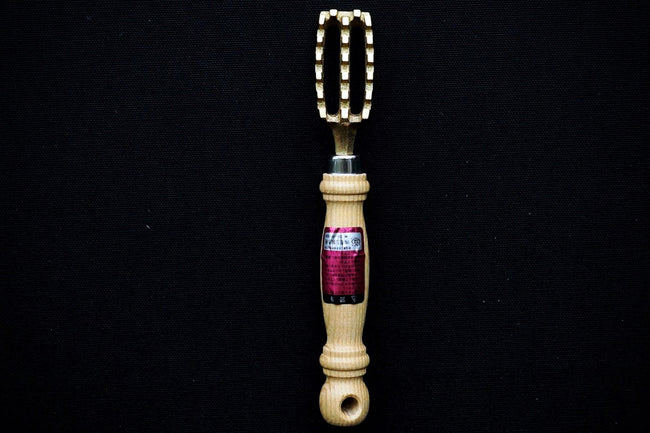 Small Japanese Brass Fish Scaler - Thecooksedges