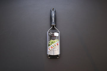Microplane Extra Coarse Grater - Thecooksedges