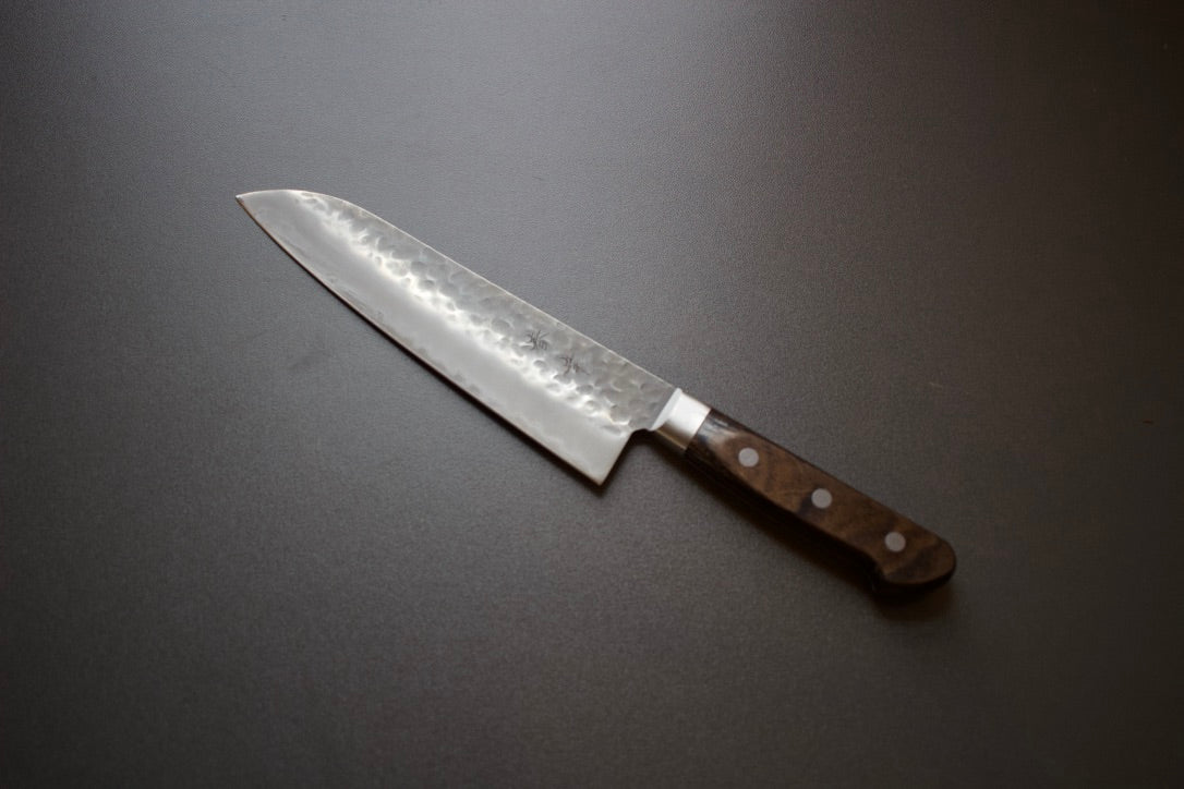 Haruyuki Mugi santoku 180mm - Thecooksedges