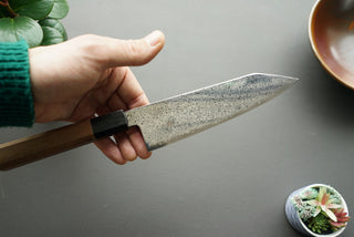 Hatsukokoro Sunaarashi Kurozome Damascus Bunka 180mm - Thecooksedges