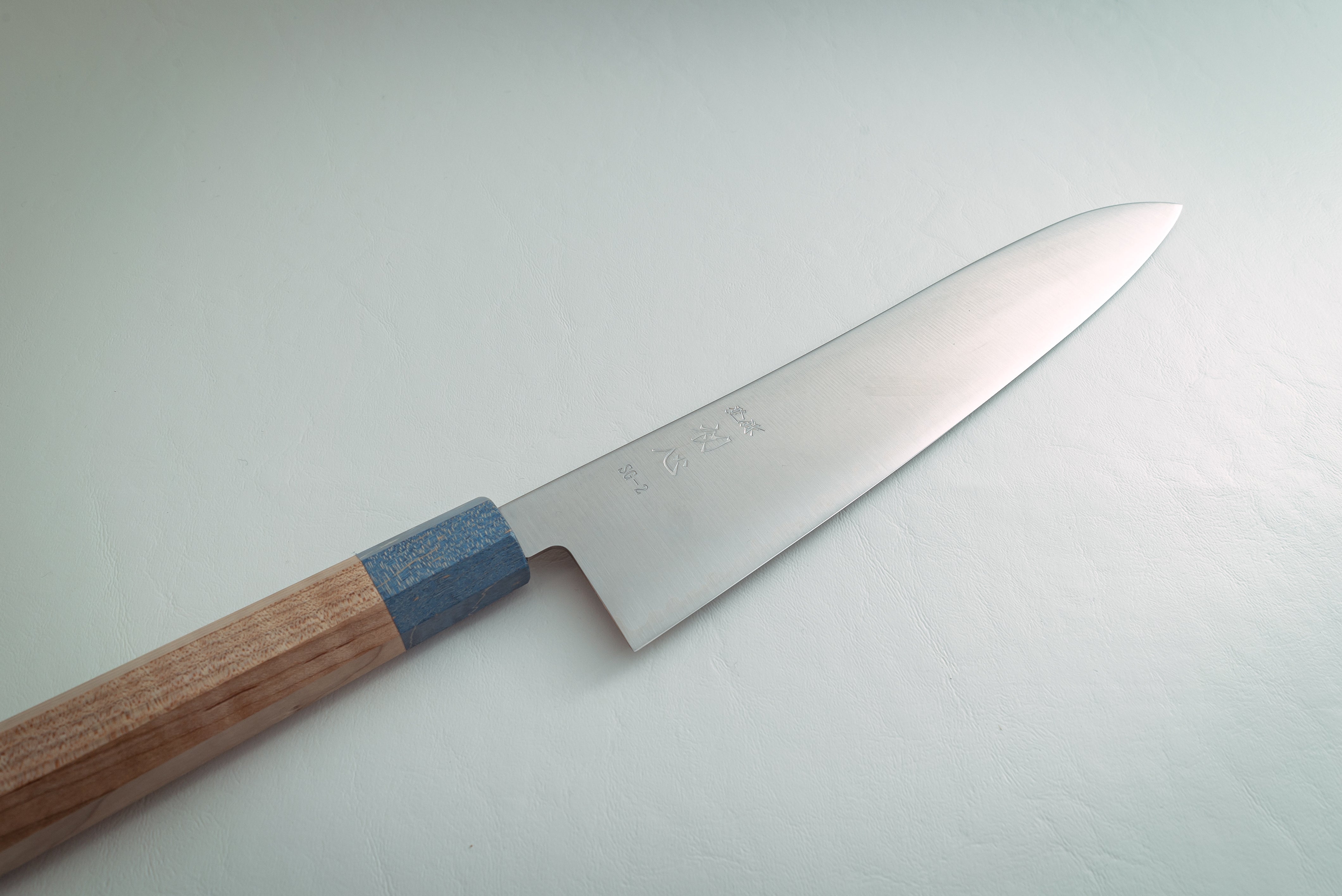 Hayabusa SG2 Maple Handle Gyuto 240mm - Thecooksedges