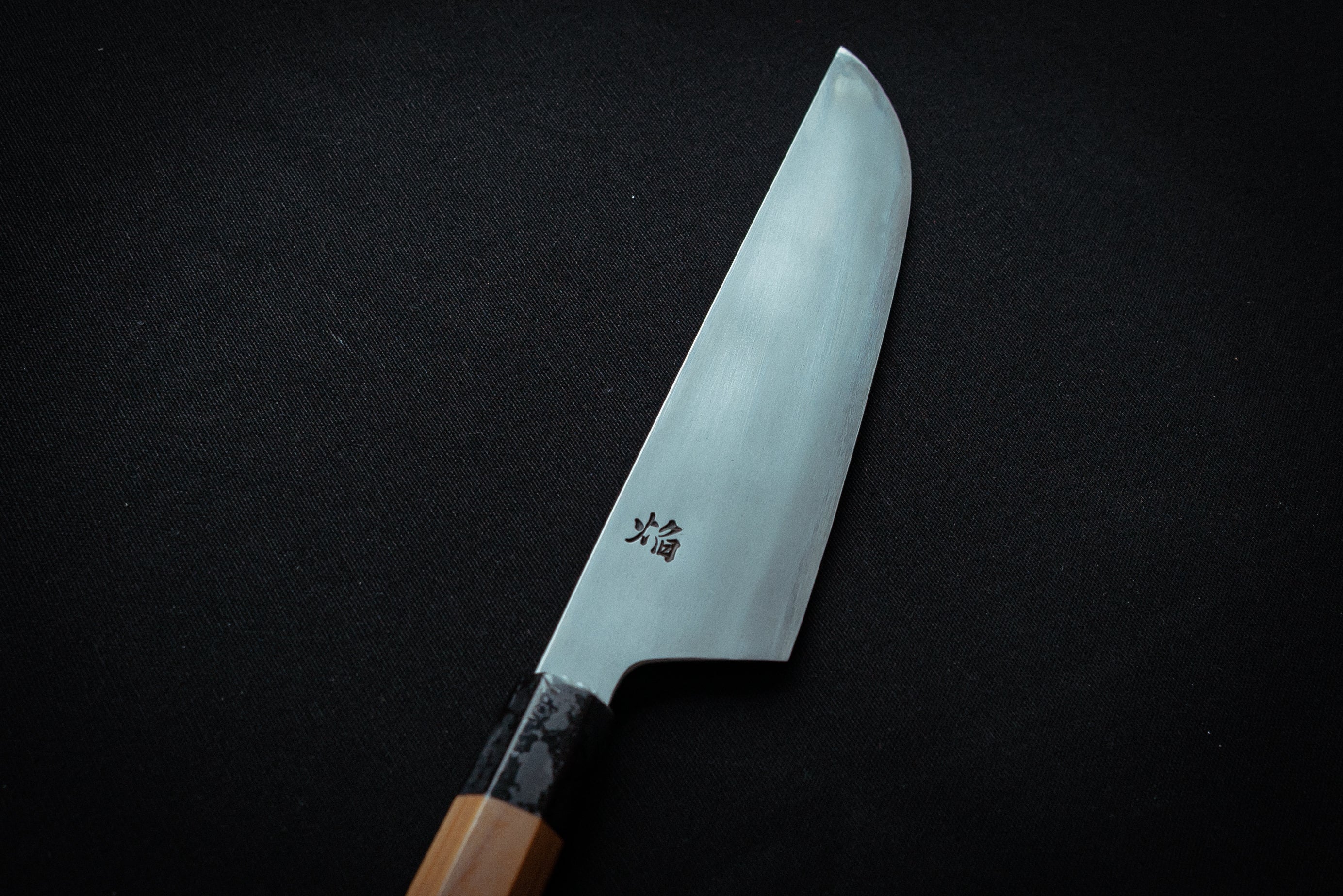 Itsuo Doi Homura Kengata Gyuto 240mm - Thecooksedges