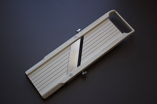 Benriner Professional Mandoline w/Attachments - Thecooksedges