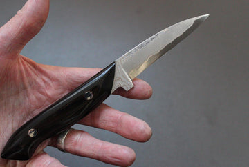 Tojiro Hunting knife - Thecooksedges
