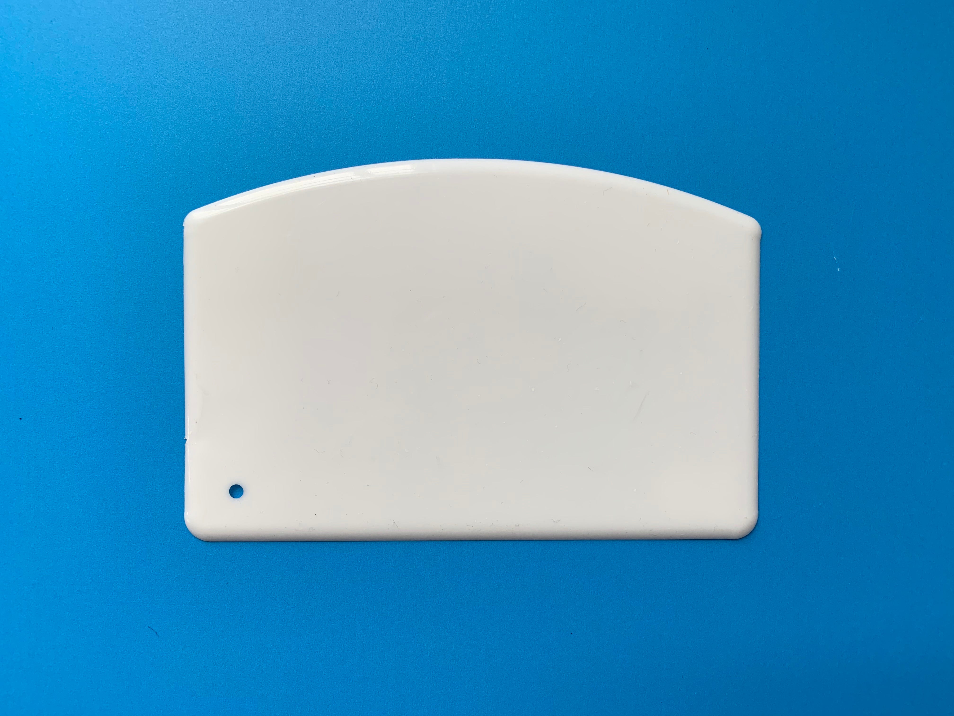 Large plastic bowl scraper - Thecooksedges
